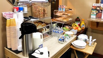 Free daily continental breakfast