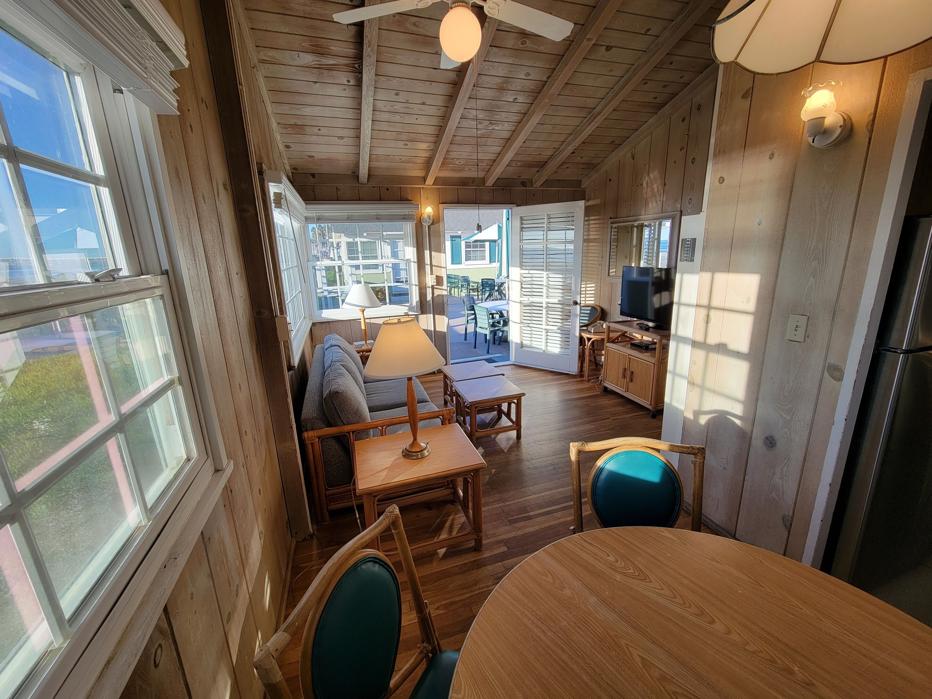 Standard Cottage, 1 Bedroom, Beach View, Oceanfront | Iron/ironing board, free WiFi, bed sheets