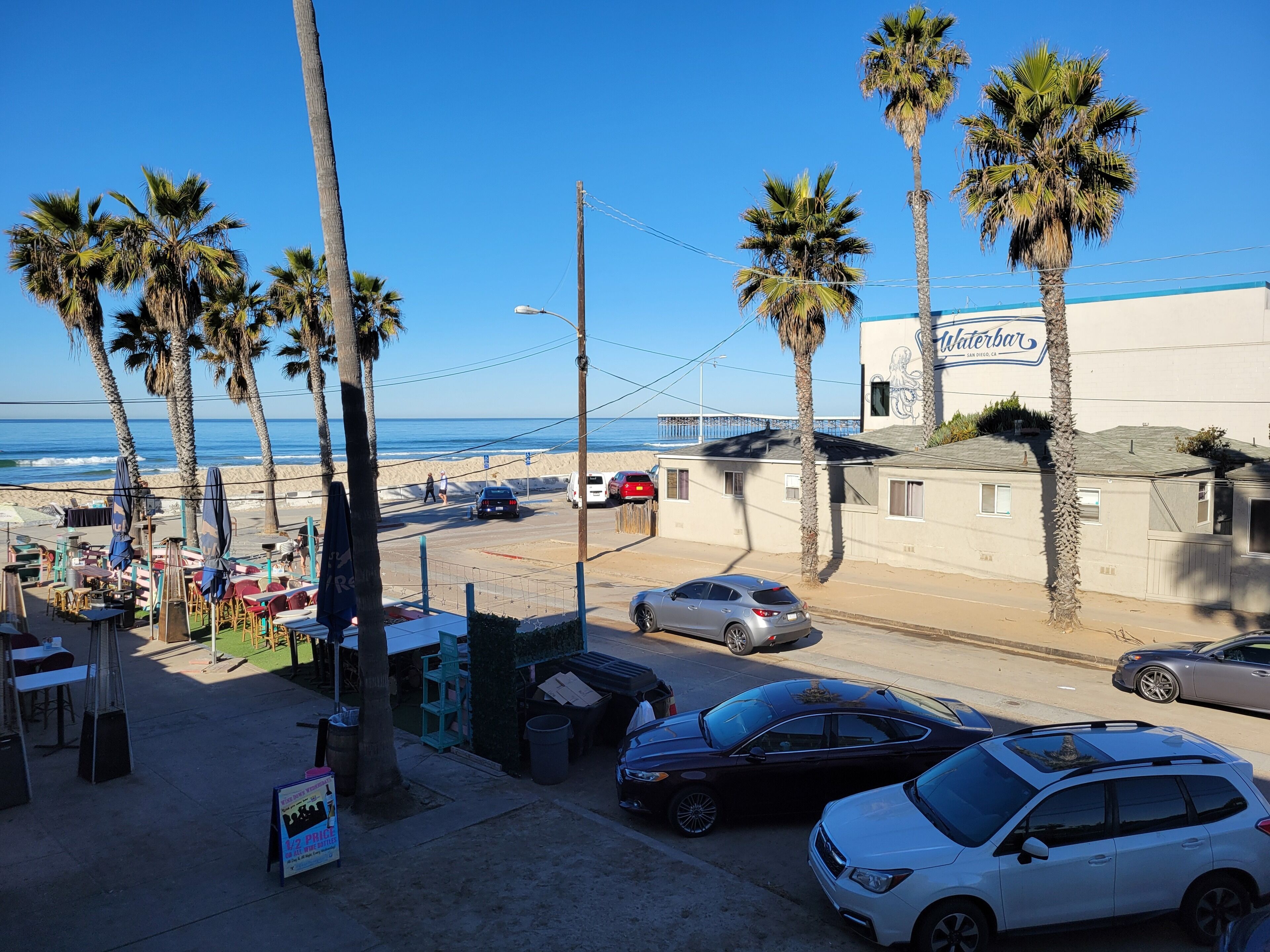 Habitación estándar, 1 cama Queen size, balcón, vista parcial al océano | Balcón