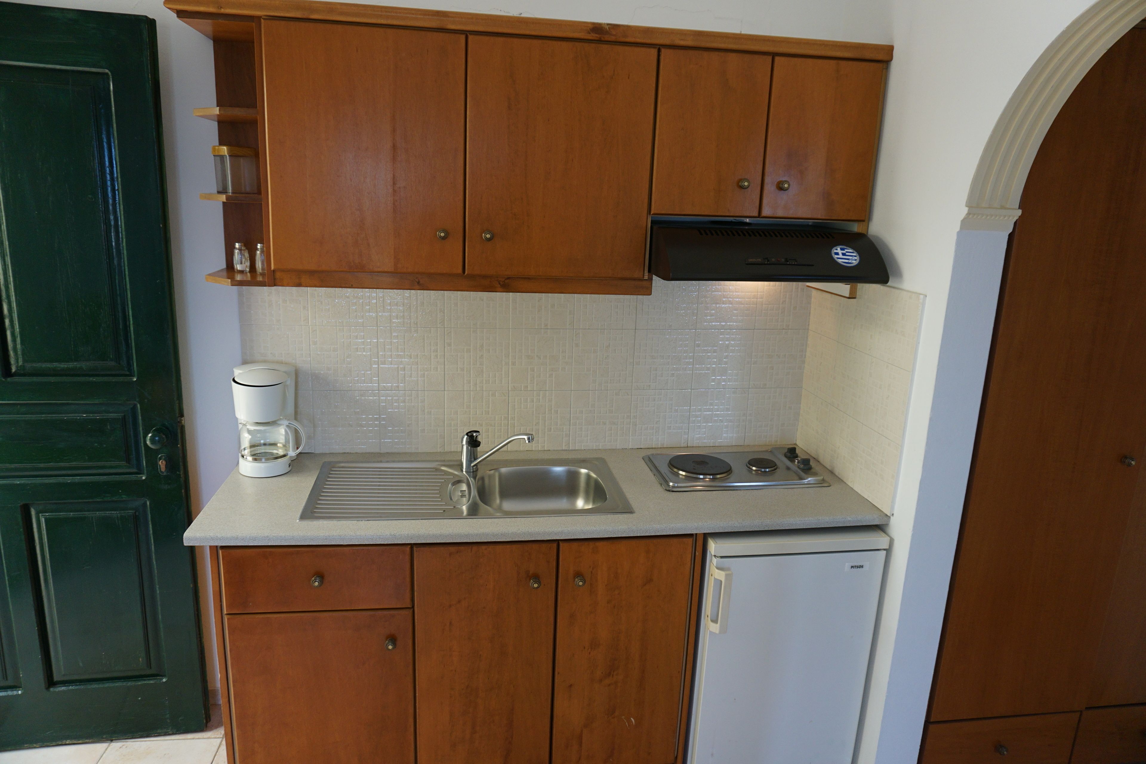 Photo - Aspri Petra Apartments