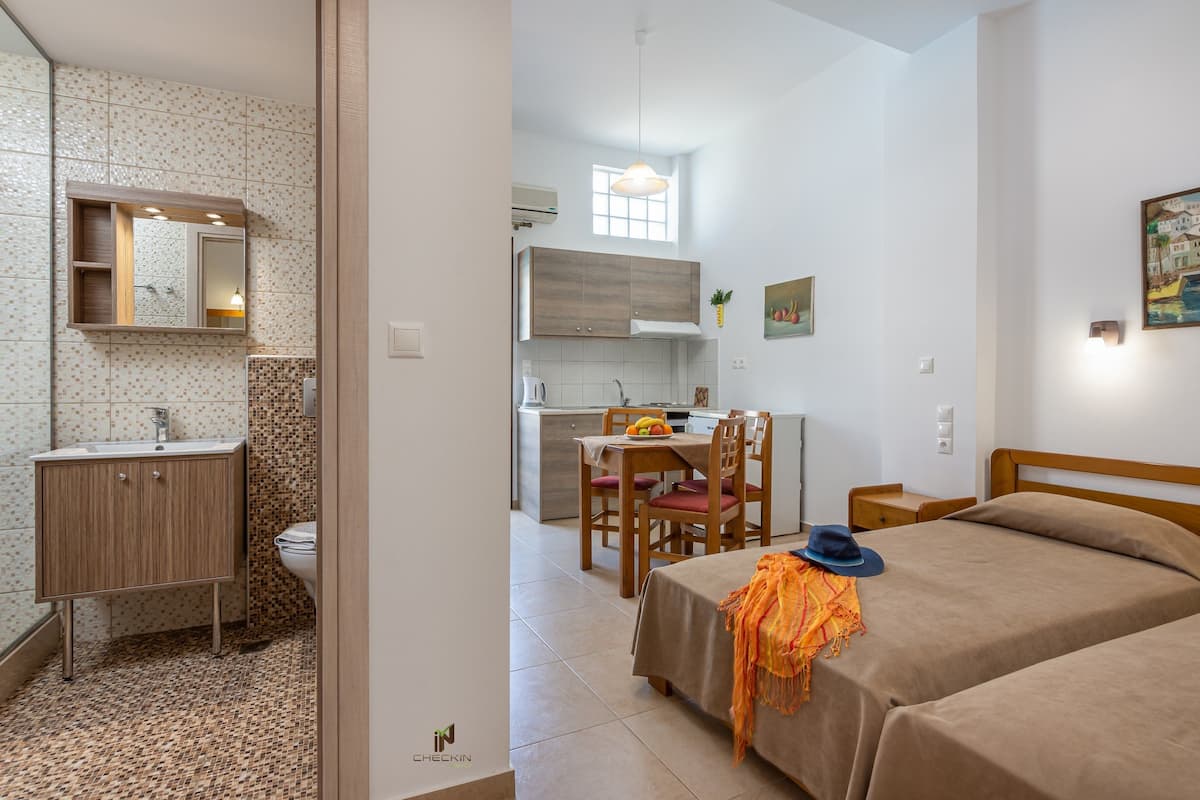 Studio ((3) Air condition Fee) | Egyptian cotton sheets, individually decorated, individually furnished