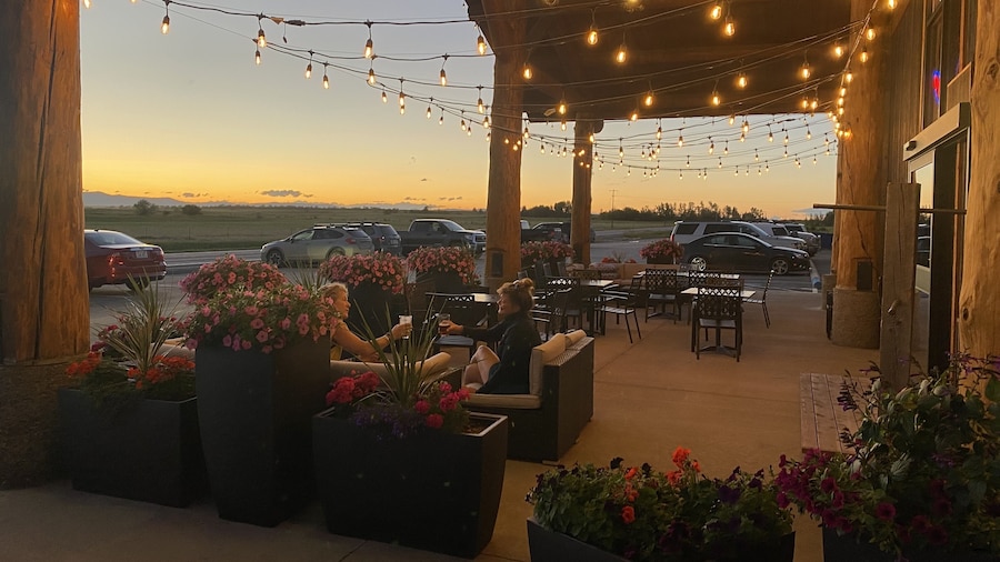 Ninepipes Lodge