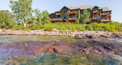 Grand Superior Lodge