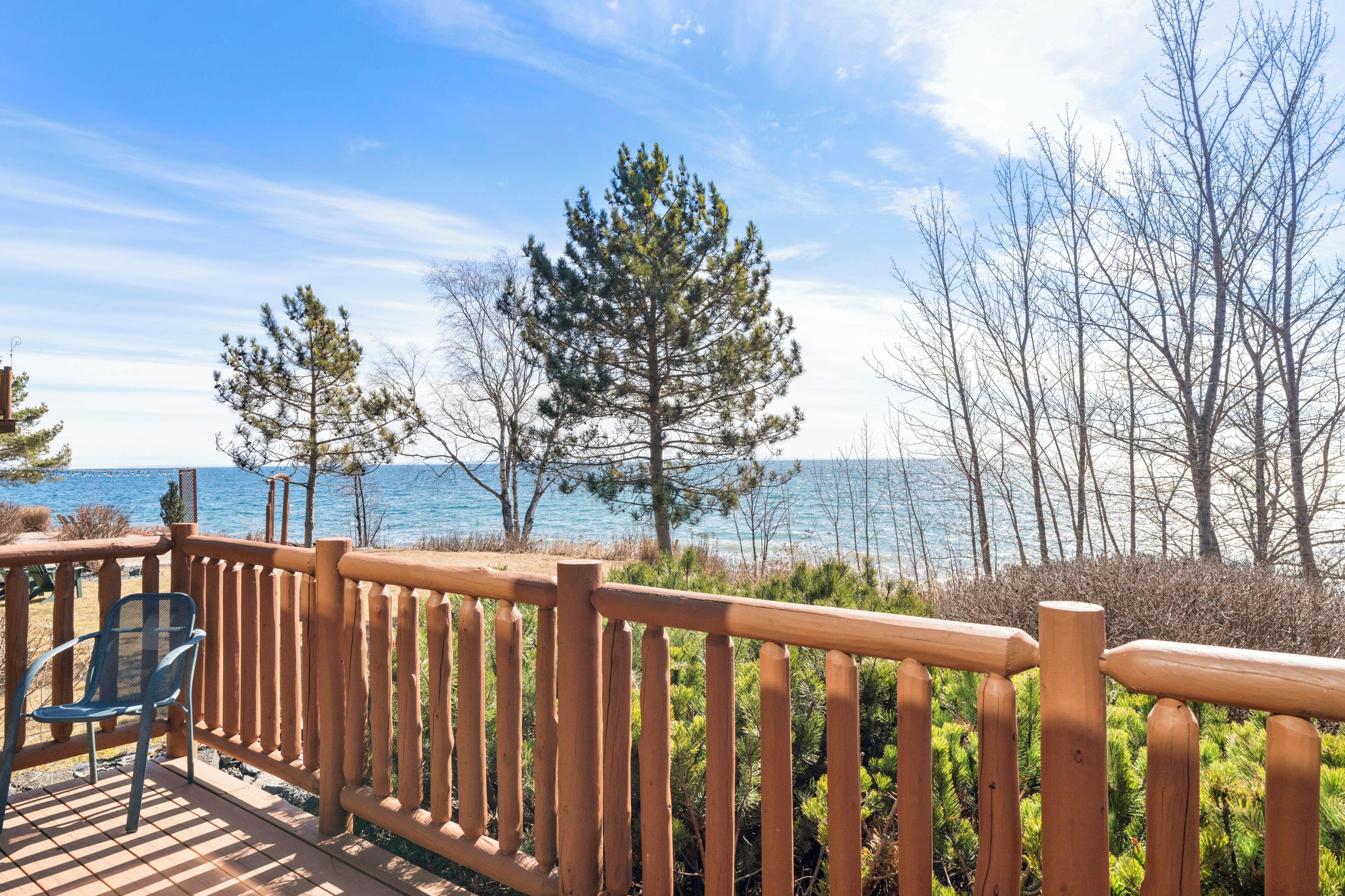 Standard Cabin, 1 Queen Bed, Fireplace, Lake View | Lake view