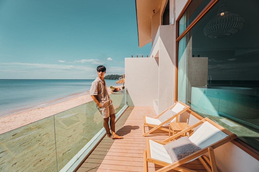 Beachfront Honeymoon Suite | ลานระเบียง/นอกชาน