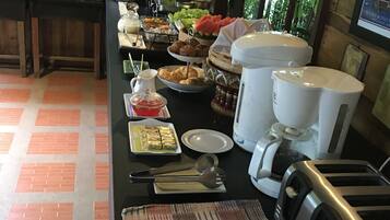 Free daily self-serve breakfast