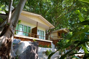 Deluxe Triple Room | Terrace/patio
