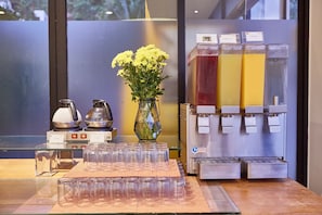 Daily cooked-to-order breakfast (THB 350 per person)