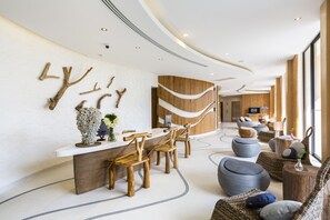 Lobby - Bandara Beach Resort, Phuket (Wichit)