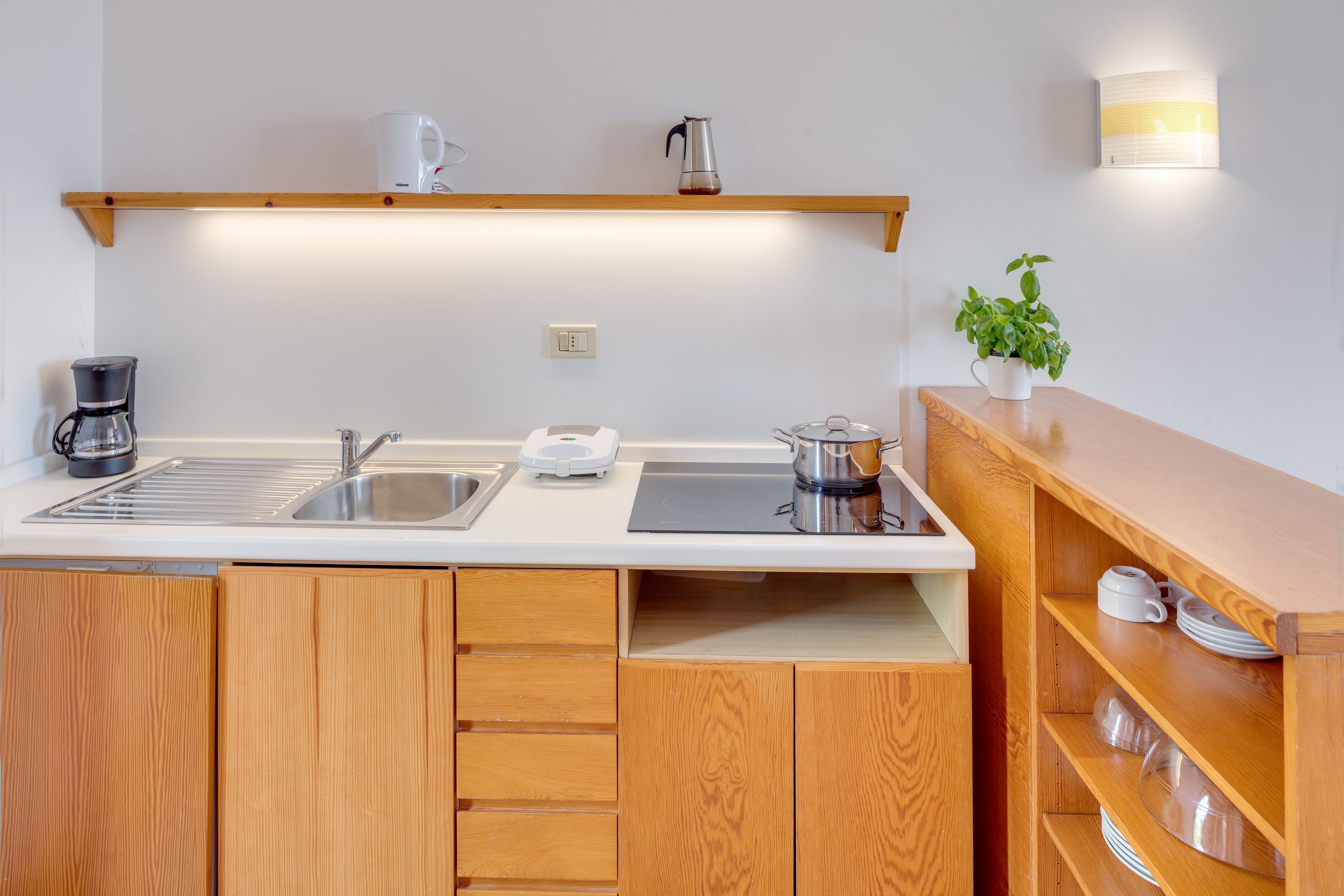 Comfort-lejlighed - 2 soveværelser | Privat køkken | Køleskab, mikrobølgeovn, kogeplade, brødrister