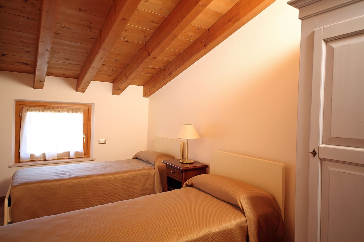 1 bedroom, in-room safe, free cribs/infant beds, free WiFi