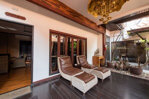 Family Suite, 2 Bedrooms | Front of property - Yotaka Boutique Hotel Bangkok (Bangkok)