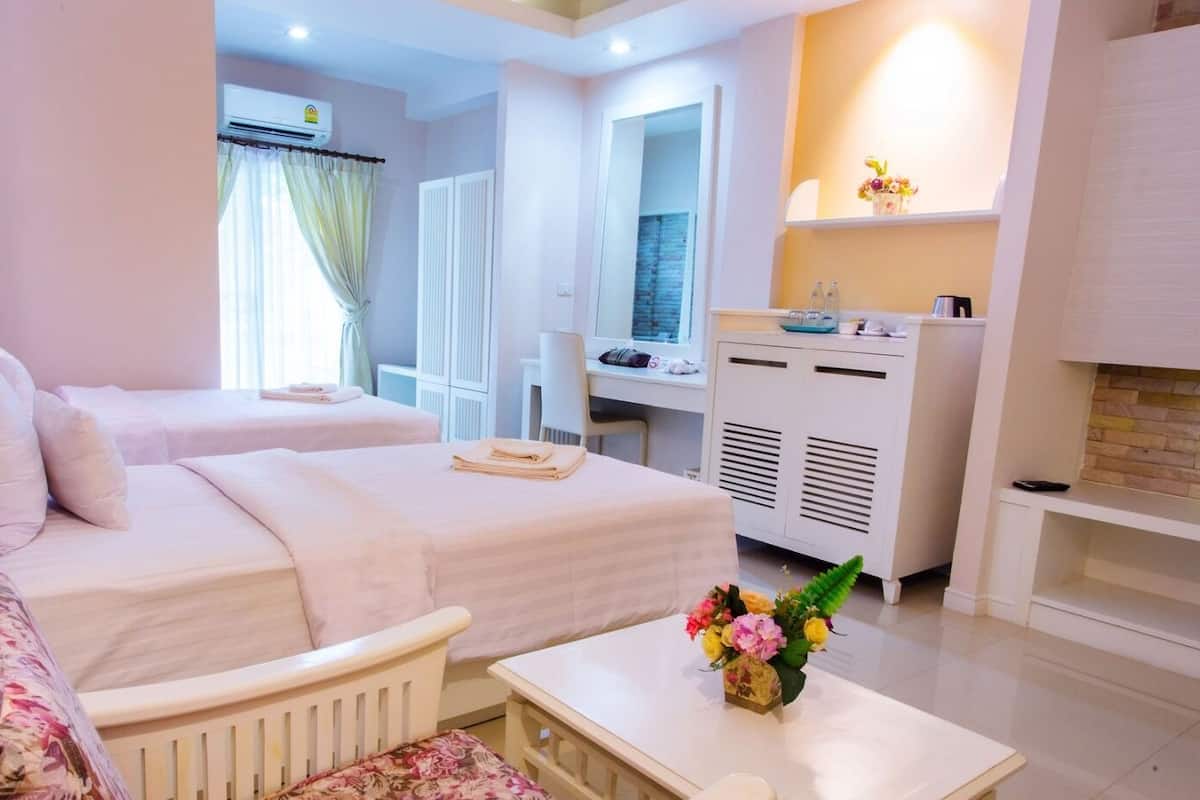 Boutique Room | มินิบาร์, ตู้นิรภัยในห้องพัก, โต๊ะทำงาน