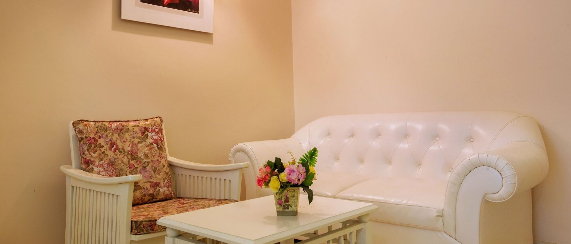 boutique room | minibar, in-room safe, desk