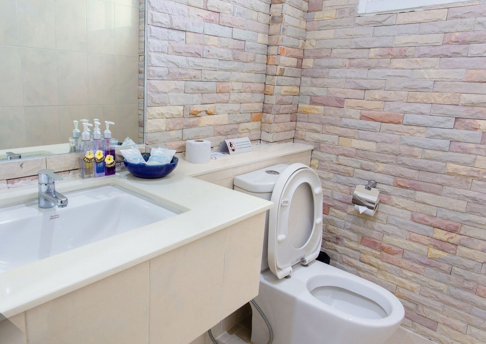 boutique room | minibar, in-room safe, desk