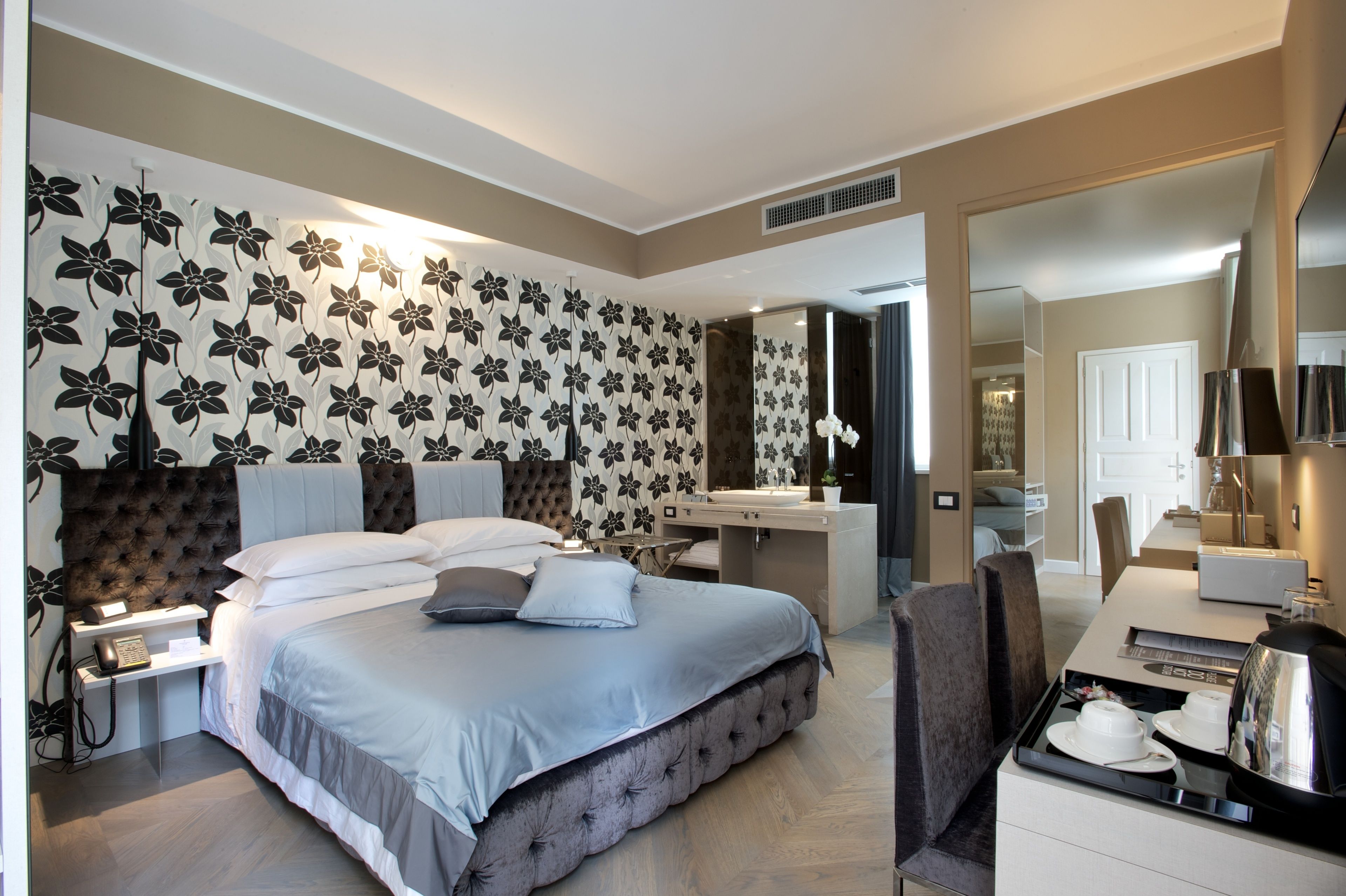 Photo - Fuori Porta House