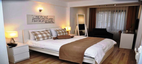 Premium bedding, minibar, in-room safe, desk - The Print House Hotel (Istanbul)