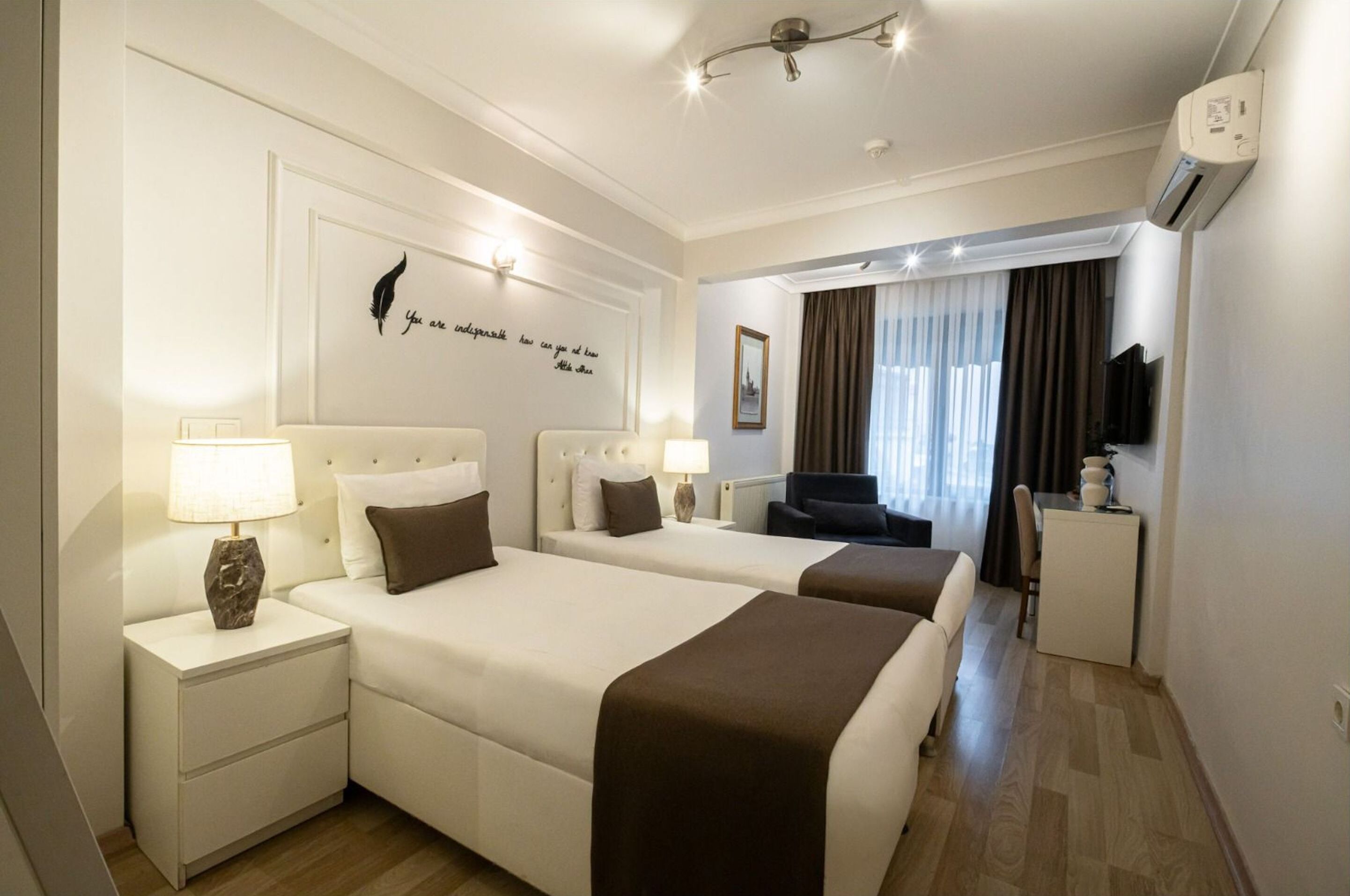 Deluxe Twin kamer, uitzicht op de stad | Uitzicht vanuit de kamer