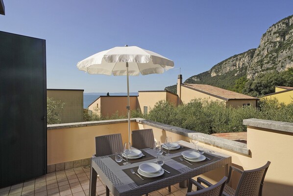 Terrace/patio - Appartamenti Pratone (Garda)