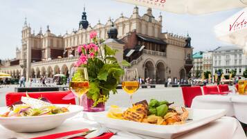 2 restaurants, Mediterranean cuisine