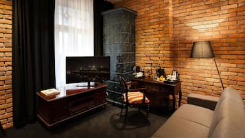 Habitación Premium | Sábanas de algodón egipcio, ropa de cama de alta calidad y minibar
