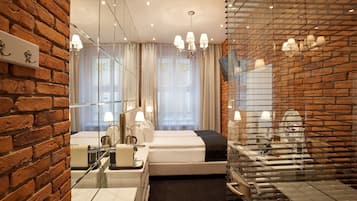 Classic Double or Twin Room | Bathroom