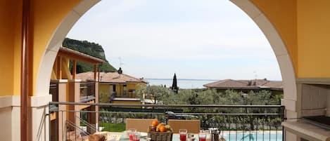 Apartment, 2 Bedrooms (TOP) | Balkong