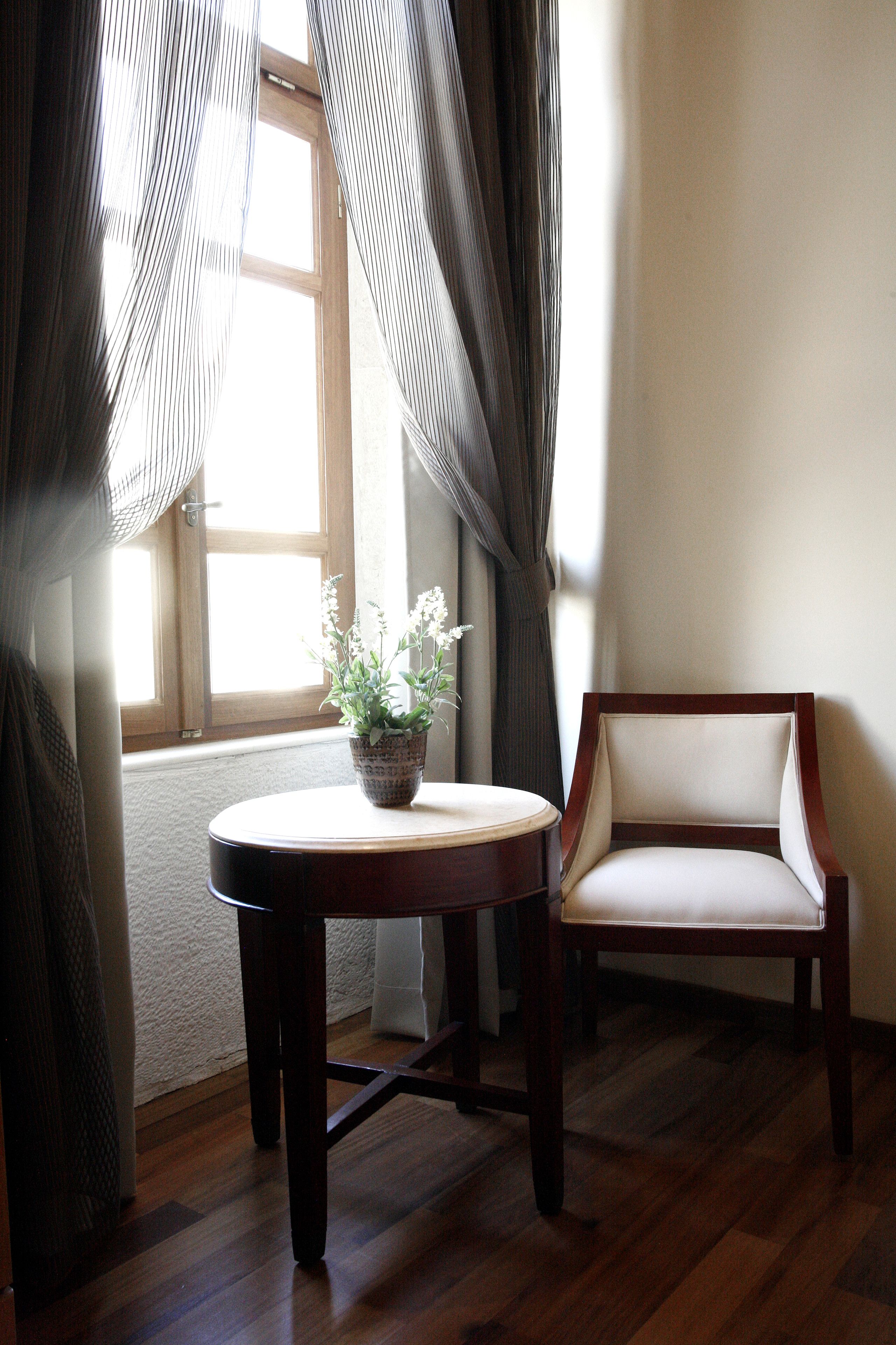 classic double room | in-room safe, desk, soundproofing, iron/ironing board