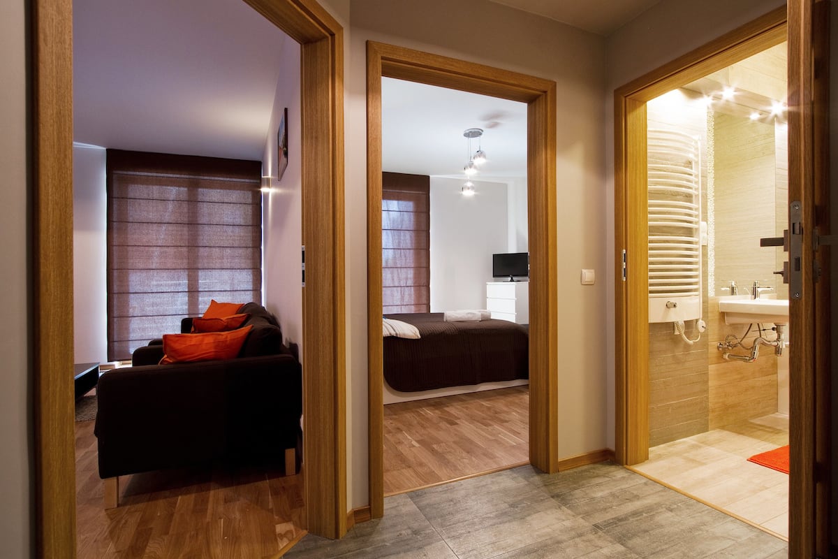 Luxury Apartment, 1 Bedroom, Balcony, Garden View