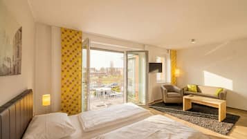 Roupas de cama premium, escrivaninha, quartos à prova de som