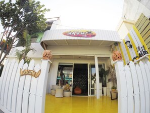 Property entrance - Cape 42 Hostel I (Hengchun)
