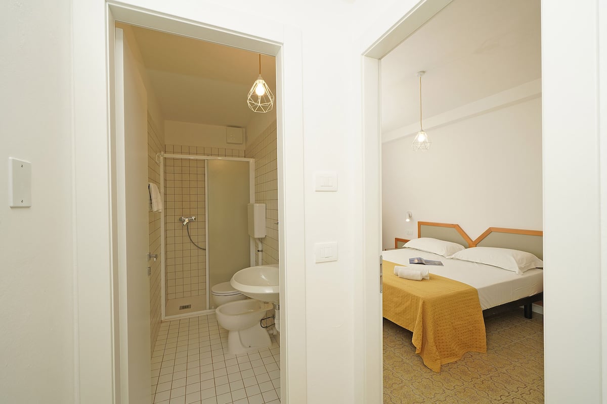 1 bedroom, in-room safe, bed sheets