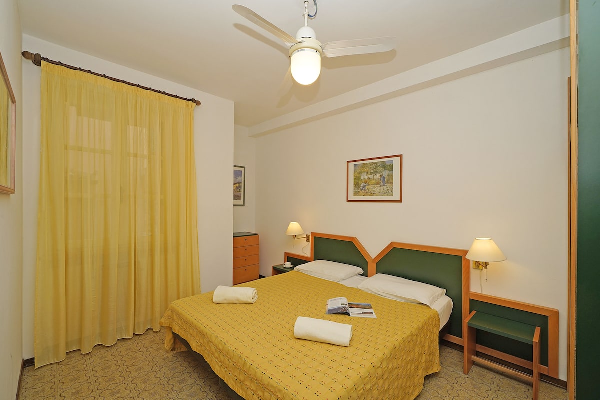 Basic Apartment, 1 Bedroom | 1 bedroom, in-room safe, bed sheets