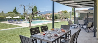 Oleandro Holiday Apartments