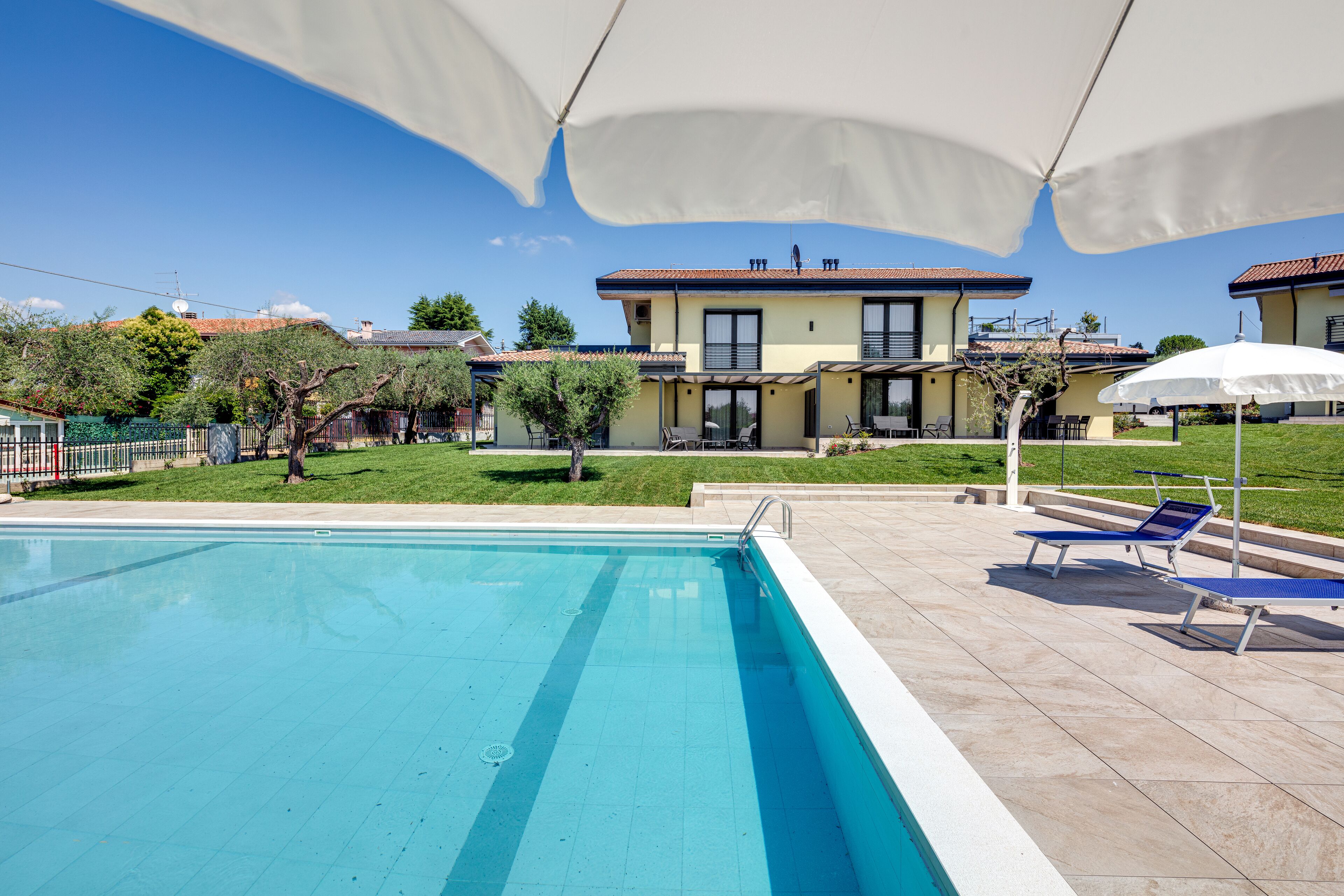 Utomhuspool
