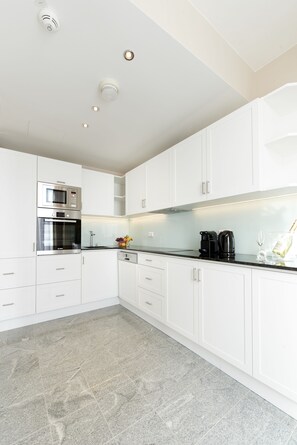 Full-sized fridge, coffee/tea maker, electric kettle, toaster