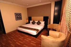 Executive Room, 1 Double Bed | 5 bedrooms, premium bedding, in-room safe, desk -  De Best Prime Hotel Resort (Abuja)