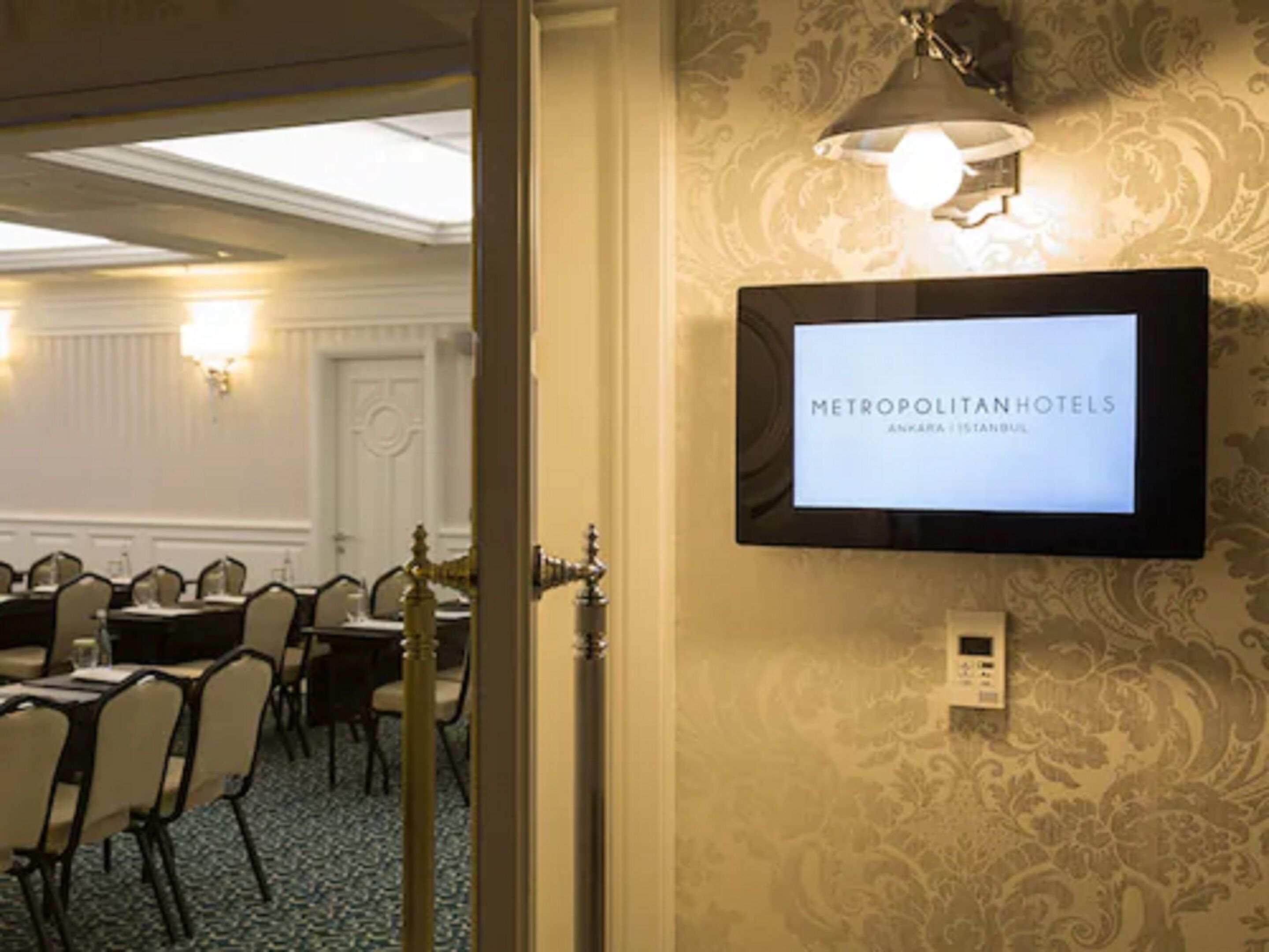 Photo - Metropolitan Hotels Taksim