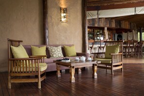 Interior - Lukimbi Safari Lodge (Nkomazi)