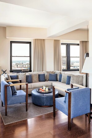 Royal Suite, 1 Bedroom | Living area | 47-inch TV with cable channels - The Press Hotel, Marriott Autograph Collection (Portland)