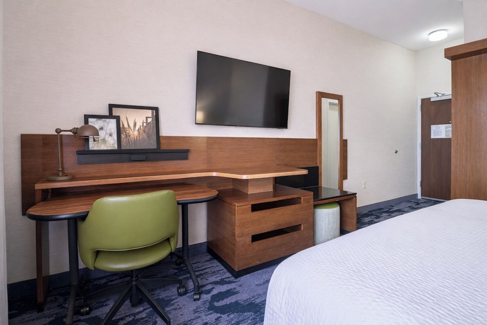 Fairfield by Marriott Inn & Suites East Grand Forks photo 8