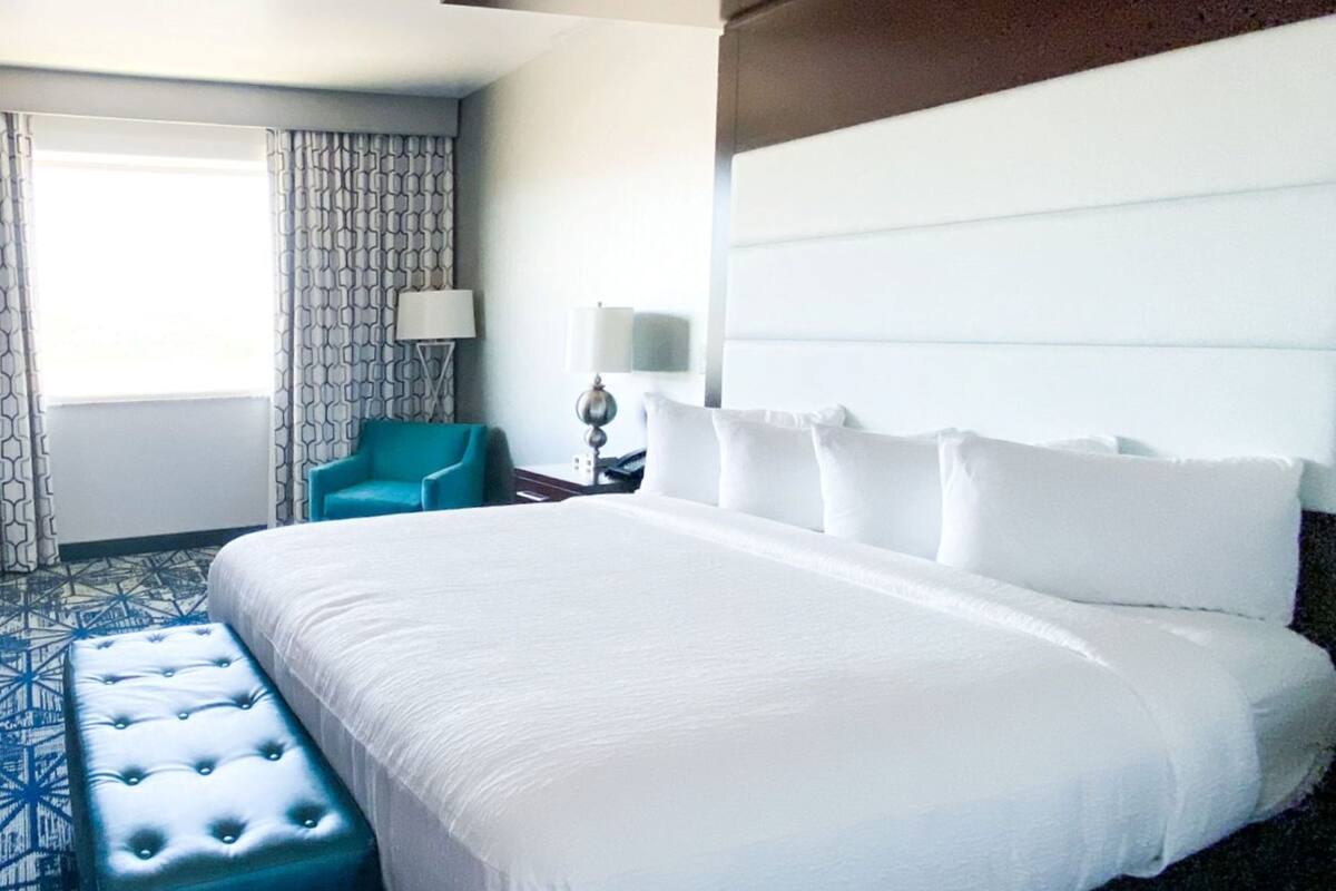 premium bedding, down duvets, pillow-top beds, in-room safe