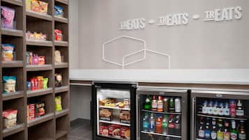 Snack bar