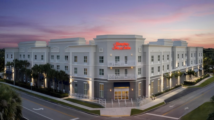 Hampton Inn & Suites Vero Beach Downtown