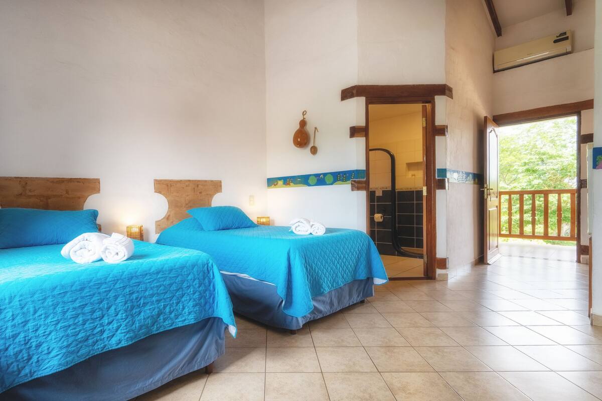 Executive Double Room | Minibar, in-room safe, laptop workspace, blackout curtains