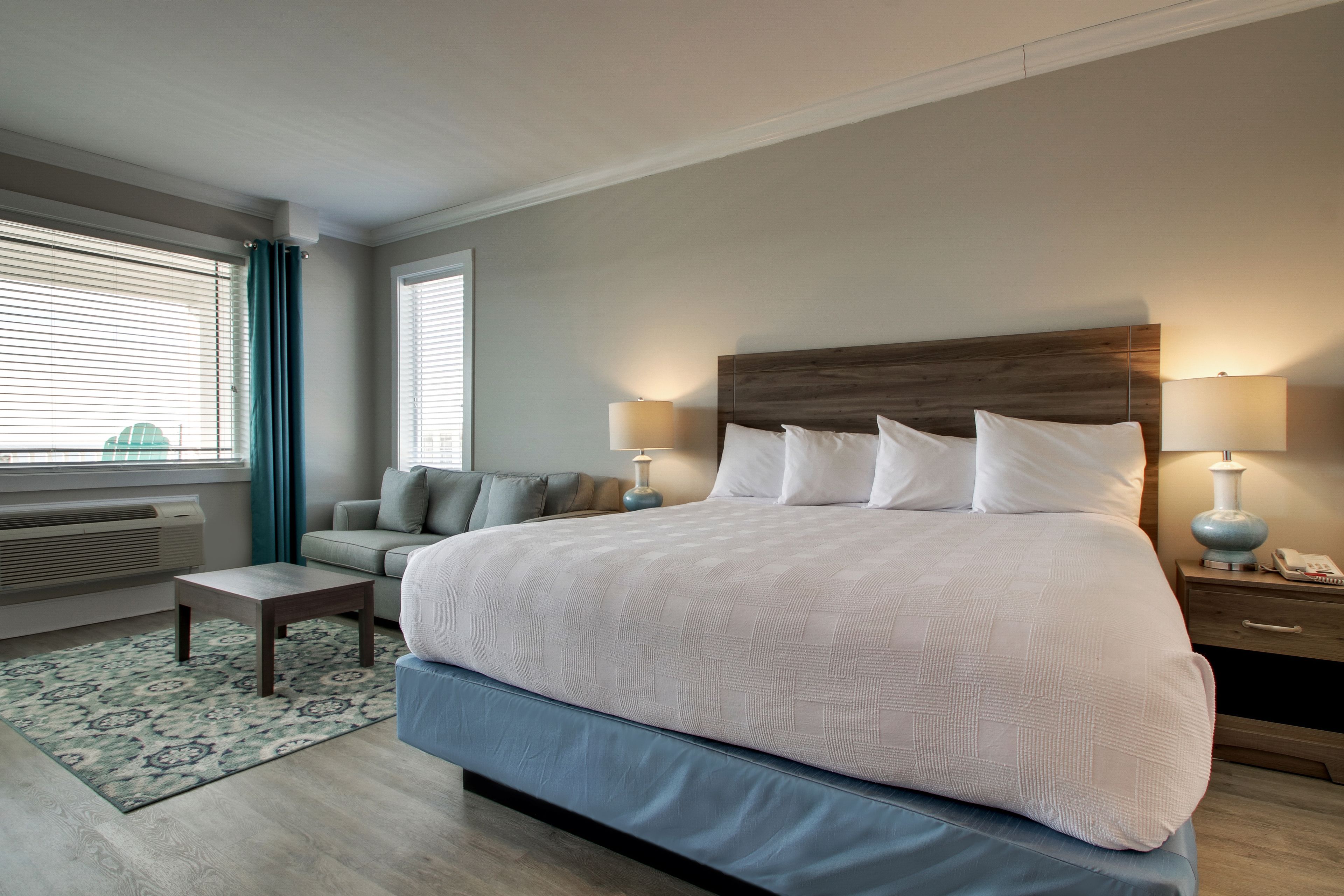 inlet king ocean view | iron/ironing board, rollaway beds, free wifi, bed sheets