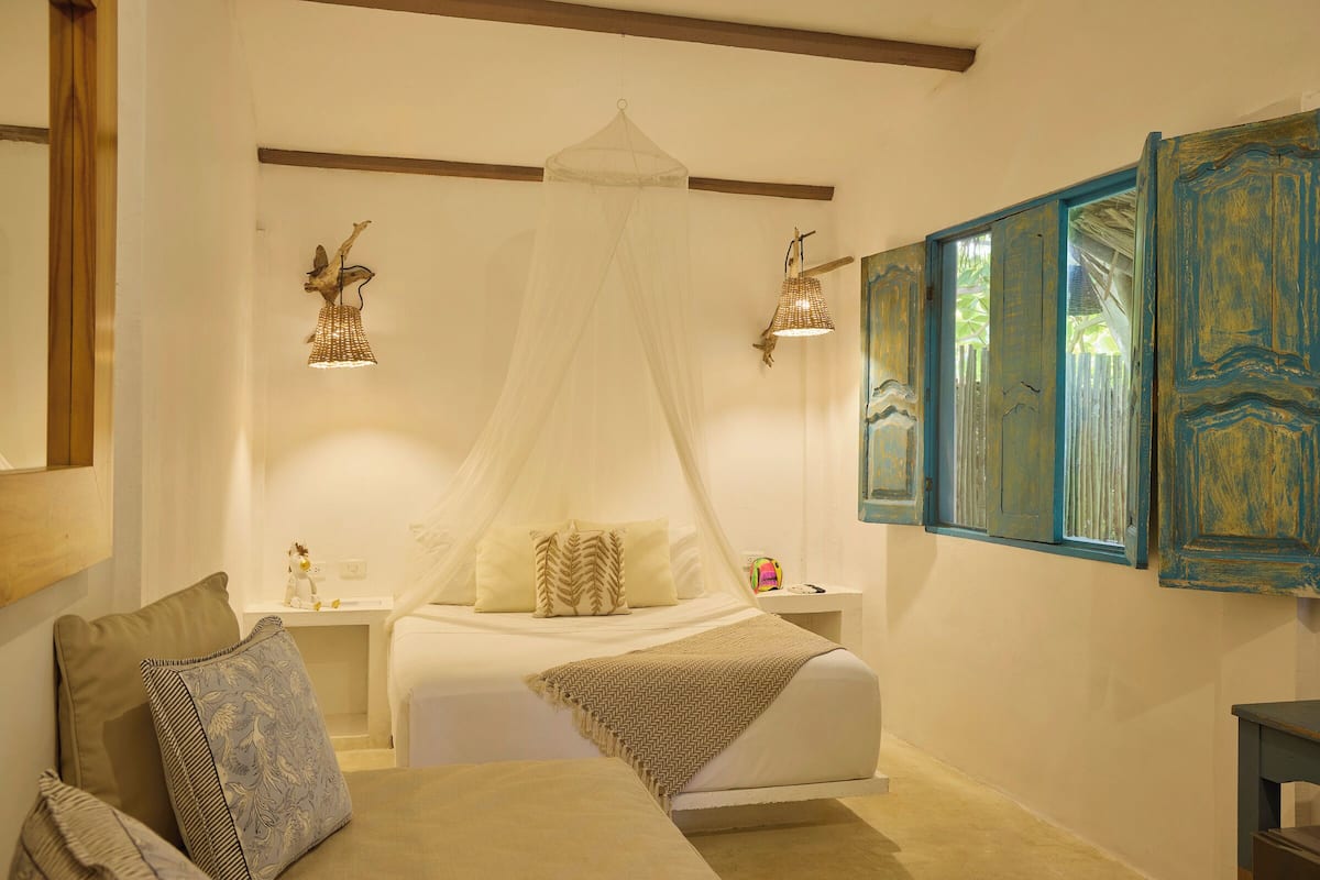 Bungalow estándar | 2 habitaciones, ropa de cama de alta calidad y minibar