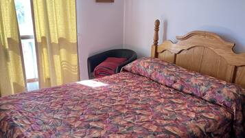 1 bedroom, iron/ironing board, free WiFi, wheelchair access