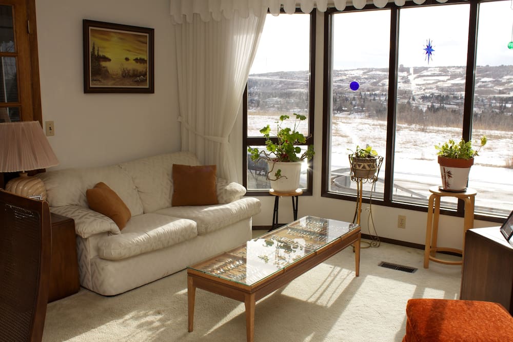 Cozy Nest B&B