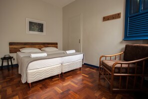 Double or Twin Room, Shared Bathroom | Free WiFi - Trem Azul Hostel (Belo Horizonte)